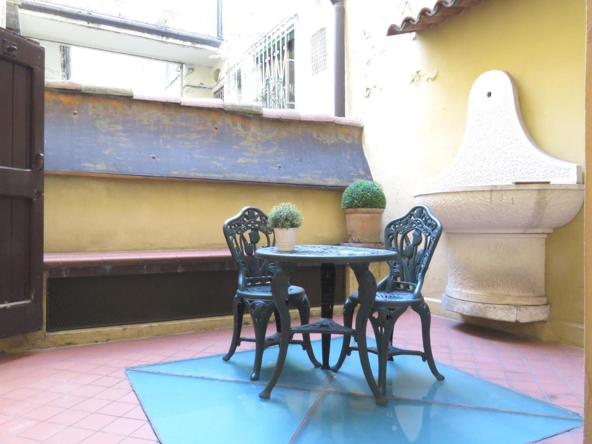 Cesare Battisti Apartment — Photos 3